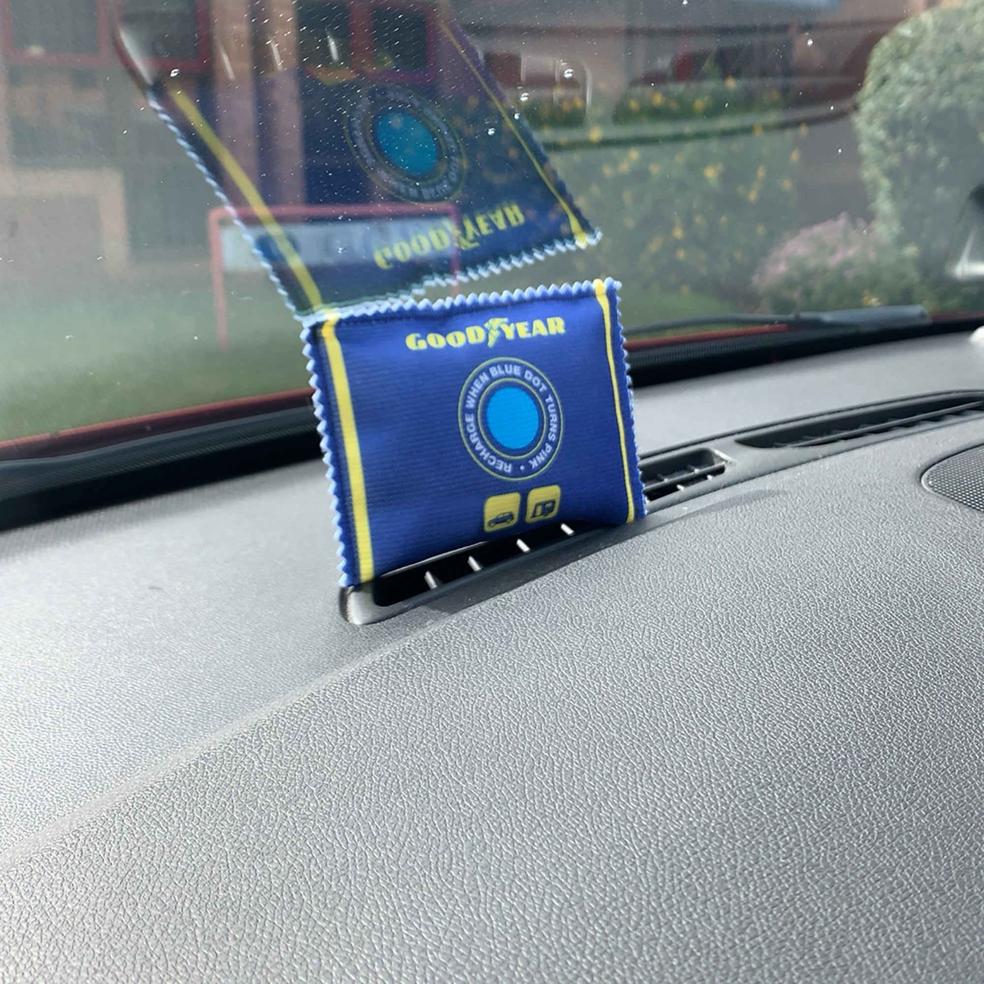 Goodyear Car Dehumidifier Bag Reusable Anti Mist Moisture Condensation Absorbing Goodyear Car Dehumidifier Bag Reusable Anti Mist Moisture Condensation Absorbing